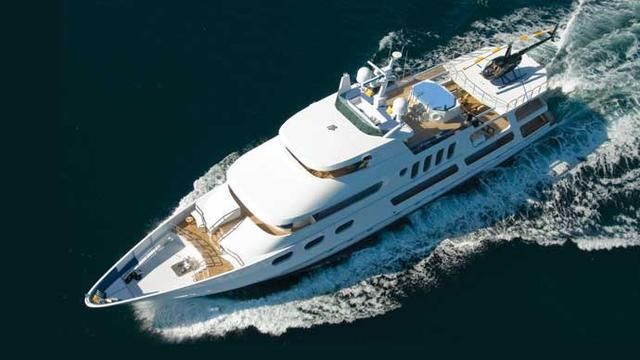 Leight Star Super Yacht